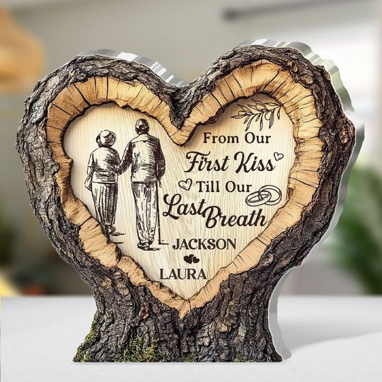 Discover Personalized Acrylic Couple Plaque: Rustic Tree Heart Anniversary Keepsake