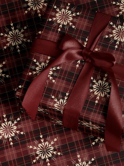 Discover Christmas Wrapping Paper Roll Tartan Snowflake Pattern Luxury Holiday Gift Wrap Roll Green Taupe Burgundy Classic Cozy RL Christmas