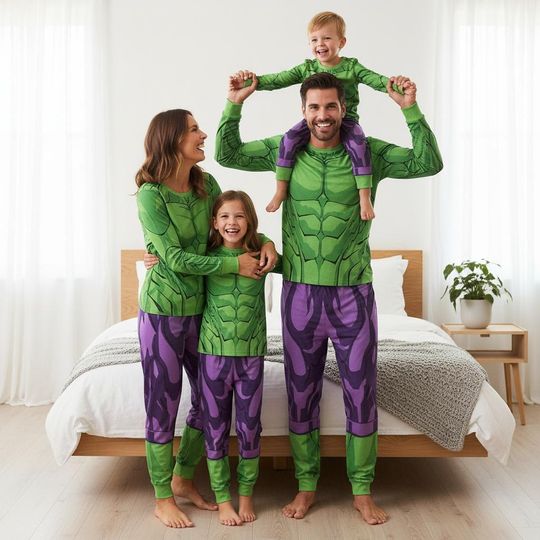 Hulk Christmas Family Pajamas Set, Superhero Long Sleeve Matching Sleepwear for Adults
