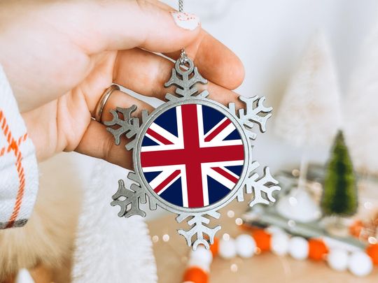 Pewter Snowflake Decoration, UK Travel Lover Ornament & Gift Box, British Holiday Keepsake, Country Flag, United Kingdom Vacation Memory