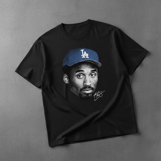 Discover Kobe Bryant Big Face Dodgers Graphic T-Shirt LA Vintage Black Mamba 90s Style Basketball Legend