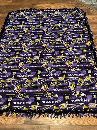 Baltimore Ravens Two-Piece Hand-Tied Woven Blanket