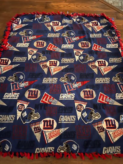 Discover Two-Piece Hand Tie Woven Blanket New York Giants