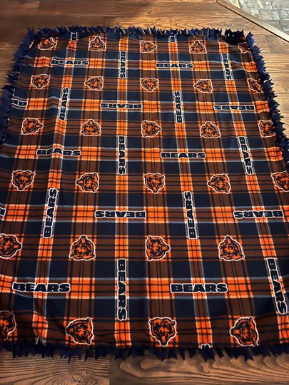 Chicago Bears Woven Hand-Tied Woven Blanket