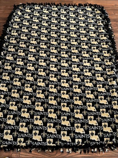 Two-Piece Woven Fleece Blanket Set Featuring New Orleans Saints Logo