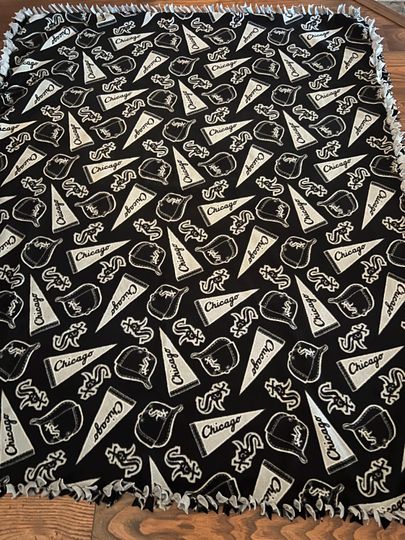 Two-Piece Hand Tied Chicago White Sox Fleece Blanket