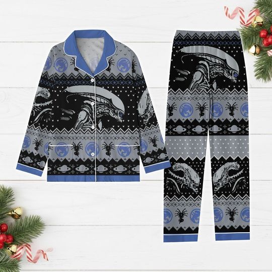 Discover Christmas Alien Xenomorph Pajamas, Alien 1979 Pajamas Set, 90s Horror Movie Women Pajamas, Holiday Pajamas, Christmas Gift Idea