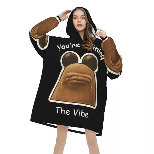 Discover Marcus The Worm Funny Meme Wearable Blanket Hoodie Warm Cozy Large Blanket Sweatshirt Thick Fleece Hooded Blanket with Pocket