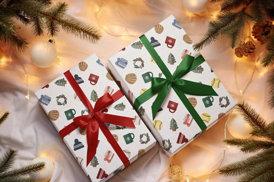 Discover Baseball and Softball Christmas Gift Wrap: Sports Lover Holiday Paper