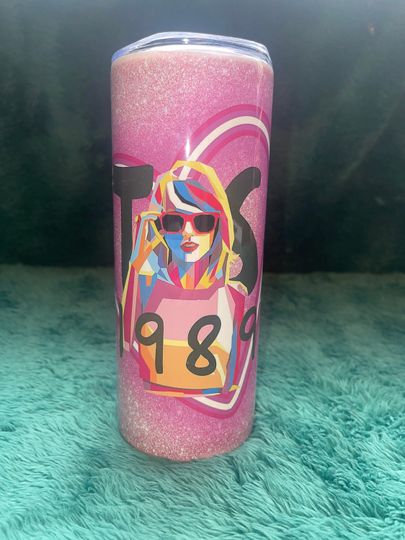 Discover Taylorr Swifts custom tumbler