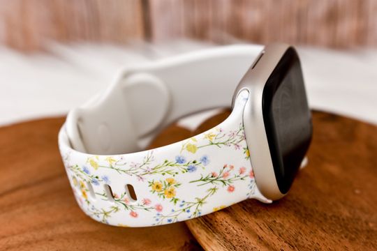 Discover Small Spring Flowers Watch Band for Apple Watch
