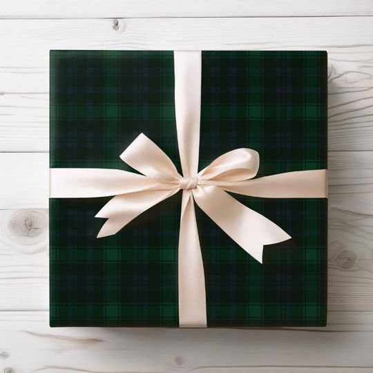 Discover Plaid Tartan Christmas Wrapping Paper: Classic Seasonal Gift Wrap, Festive Green Blue Holiday Packaging