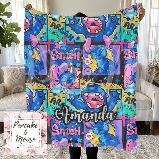 Discover Personalized Blue Alien Fleece Blanket with Custom Name, Cozy Galaxy Throw for Kids and Alien Fans