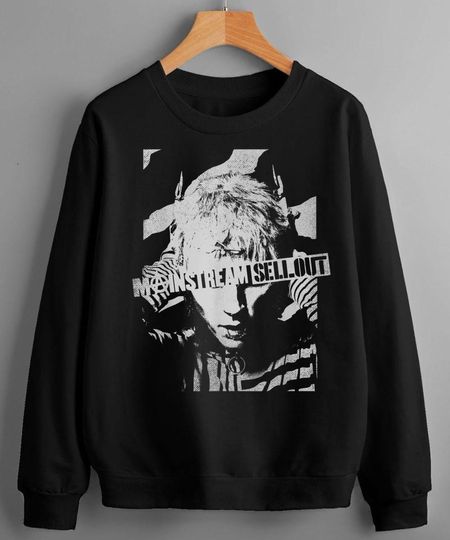 Discover Machine Gun Kelly Wavy Portrait T-Shirt, Rapper Graphic Tee, Unisex Hip Hop Concert Shirt