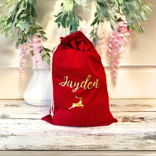 Discover Personalised Santa Sacks | Stockings for Christmas | Gift Bags | Christmas Eve Box Idea | Custom xmas gift | Personalized bags | Gift Sacks