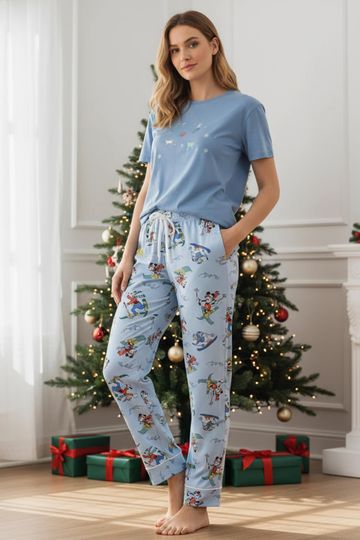 Discover Mickey And Friends Skiing Christmas Pajama Pants, Disney Friends Holiday Sleep Pants, Cozy Disney Outfit, Disneyland Winter Family Sleepwear
