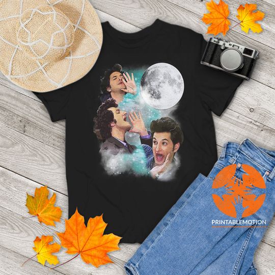 Discover Jean Ralphio Saperstein Moon Vintage T-Shirt, Parks and Recreation Gift Tee