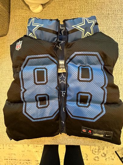 Ready-to-Ship: Dallas Cowboys Dez Bryant Cropped Puffer Vest- size M