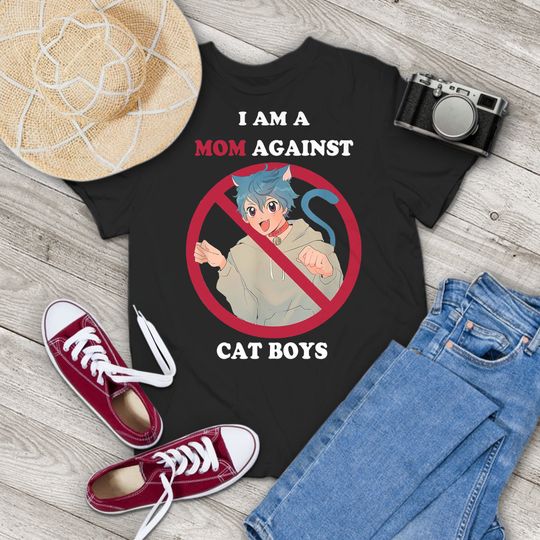 Discover I Am A Mom Against Cat Boys Anime Vintage T-Shirt