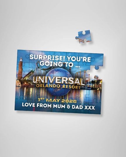 Discover Universal Studios Holiday Surprise Vacation - Reveal Puzzle
