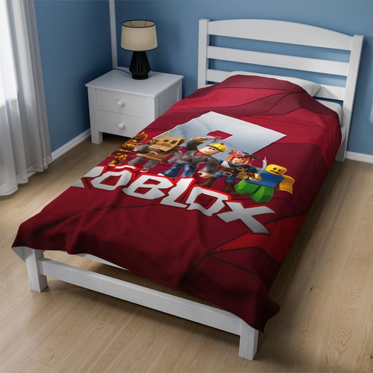 Roblox Velvet Fleece Blanket with Characters and Logo, 3 Sizes, Warm, Easy-care, Gaming Gift for Sofa, Bedroom