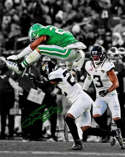 Discover Saquon Barkley Philly Eagles Epic Reverse Hurdle Signed Photo Autograph Print Poster Wall Art Home Decor