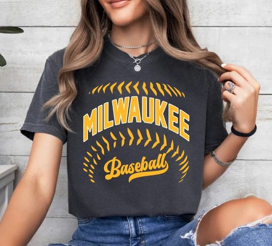 Discover Milwaukee Baseball T-Shirt Unisex Vintage Retro Sports Tee