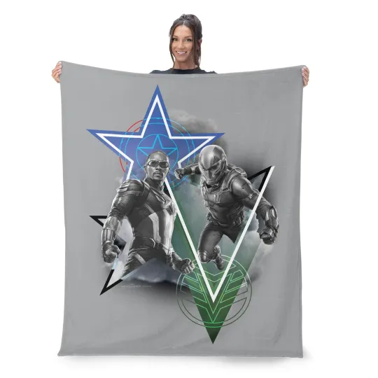 Marvel Captain America Expert Fighter Superhero Christmas Holiday Fleece Blanket