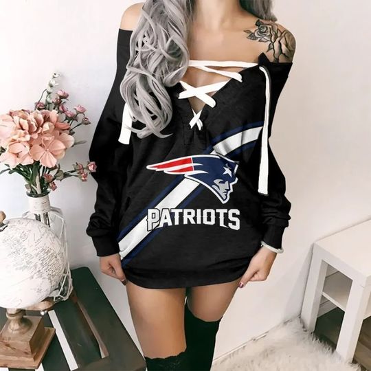 New England Patriots Lace-Up Sweatshirt