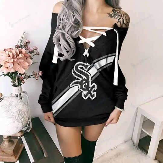Chicago White Sox Lace-Up Sweatshirt