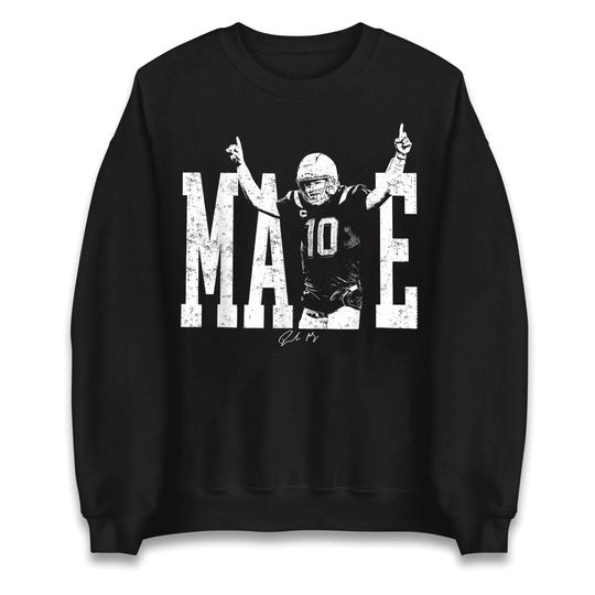 Discover Drake Maye New England Football Sweatshirt, T-shirt, Retro Oversized Apparel Sweatshirt, Unisex Shirt, Gift for him Gift for her