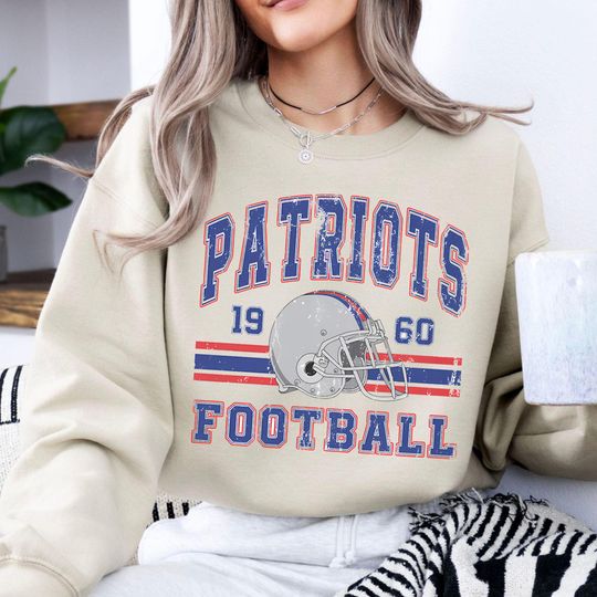 Discover Vintage 90s New England Football Sweatshirt, Retro Game Day Crewneck, Patriot State Unisex Fan Shirt
