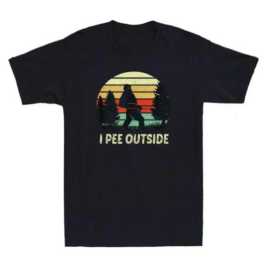 Discover Bigfoot I Pee Outside Sasquatch Men's T-Shirt Black Navy