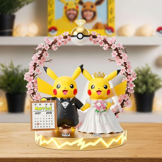 Custom Wedding Couple Figurine Light, Personalized Bride Groom Gift, Anniversary Decor Keepsake