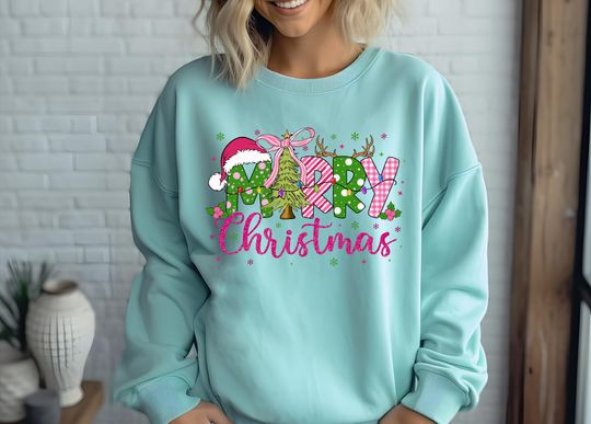 Discover Comfort Colors Merry Christmas Shirt, Retro Pink Christmas Tree T-Shirt, Xmas Holiday Gift, Snowflakes Xmas Tee, Pink Coquette Sweatshirt