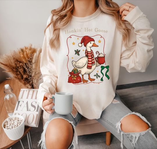 Discover Comfort Colors Honkin Hot Cocoa Christmas Goose Shirt, Duck Christmas T-Shirt, Funny Christmas Sweatshirt, Cute  Xmas Holiday Tee, Xmas Gift