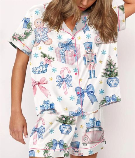 Discover Vintage Pink Nutcracker Short Pajama Set with Pocket, Pastel Christmas Sleepwear
