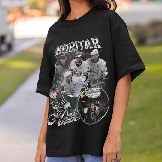 Discover Anze Kopitar Shirt Vintage 90s Los Angeles Kings NHL Hockey Design Retro Bootleg Gift Classic Graphic Tee Unisex T-Shirt Limited Edition