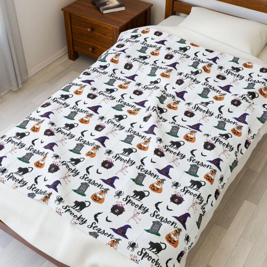 Discover Spooky Season Halloween Fleece Blanket