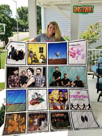 Discover The Cranberries Fleece Sherpa Quilt Blanket Gift for Fan