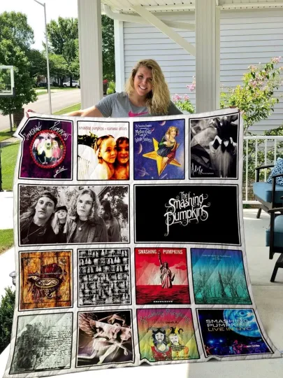 Discover Personalized The Smashing Pumpkin Fleece Sherpa Quilt Blanket Gift for Fan