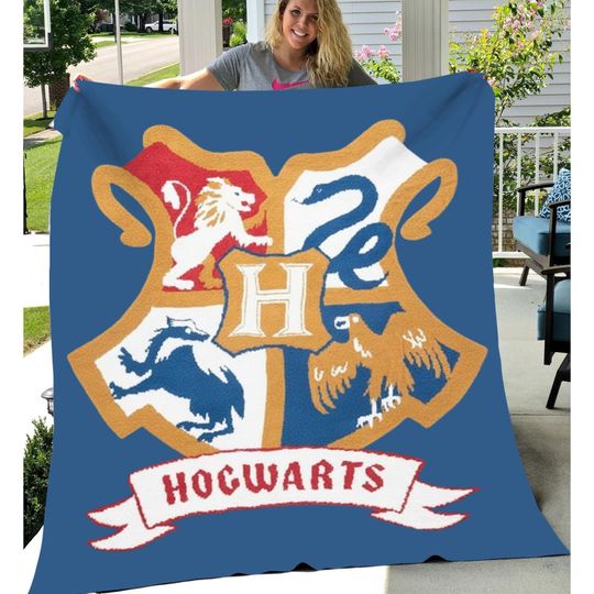 Hogwarts Magic Crest Velveteen Plush Blanket