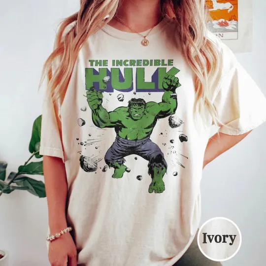 Discover Disney Marvel Avengers Retro The Incredible Hulk Ivory Comfort Colors T-shirt