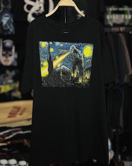 Discover Retro Japanese Monster Graphic T-Shirt, Minimal Monster Movie Poster Inspired Shirt, 90s Style Dinosaur Sci Fi Horror Film Memorabilia