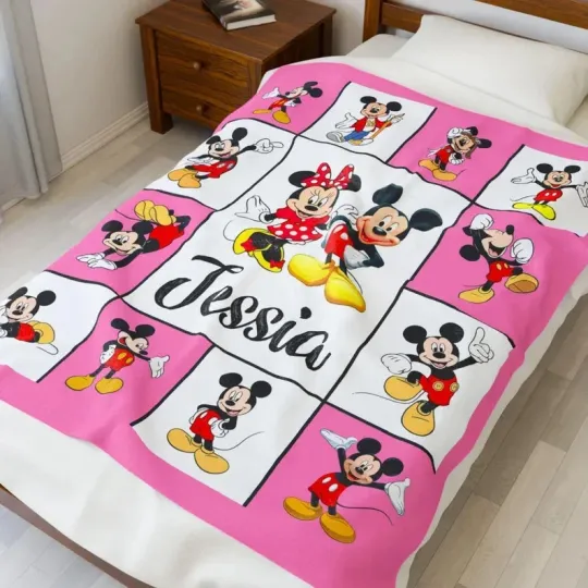 Discover Personalized Disney Mickey & Minnie Mouse Couple Fleece Blanket
