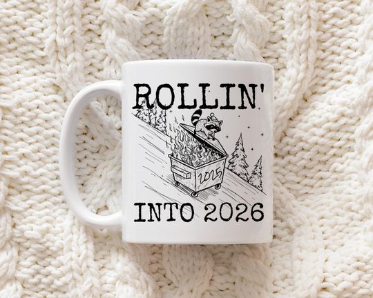 Discover Rollin' Into 2026 - Funny Raccoon Meme Ceramic Coffee Mug, Funny Gift, New Years Mug