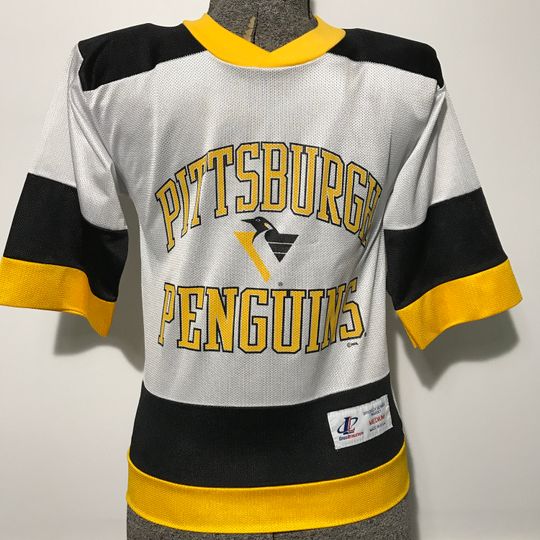 Discover Vintage Pittsburgh Pens Penguins Jersey KIDS M