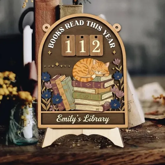 Personalized Cat Reading Tracker Sign, Personalized Wooden Book Counter