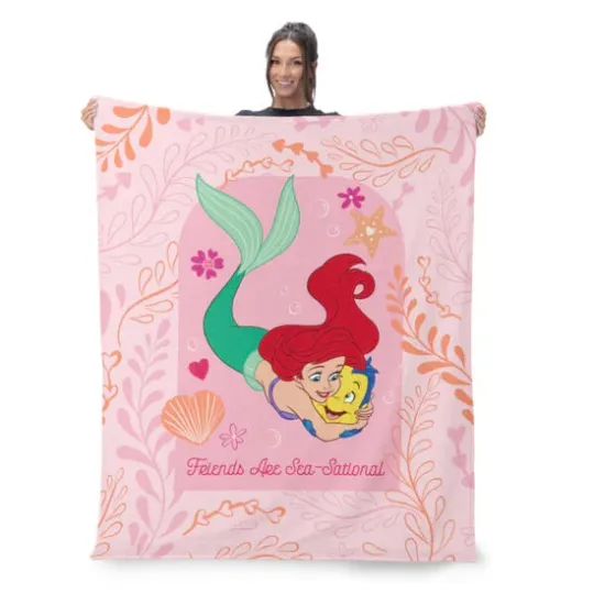 Discover Disney Princess Seasational Disneyland Christmas Holiday Fleece Blanket