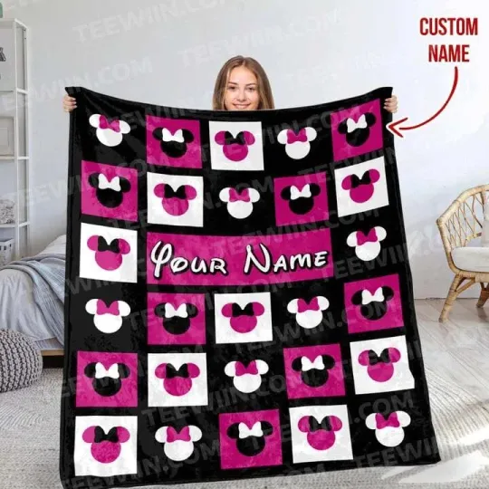 Discover Personalized Minnie Mouse Head Fleece Blanket
